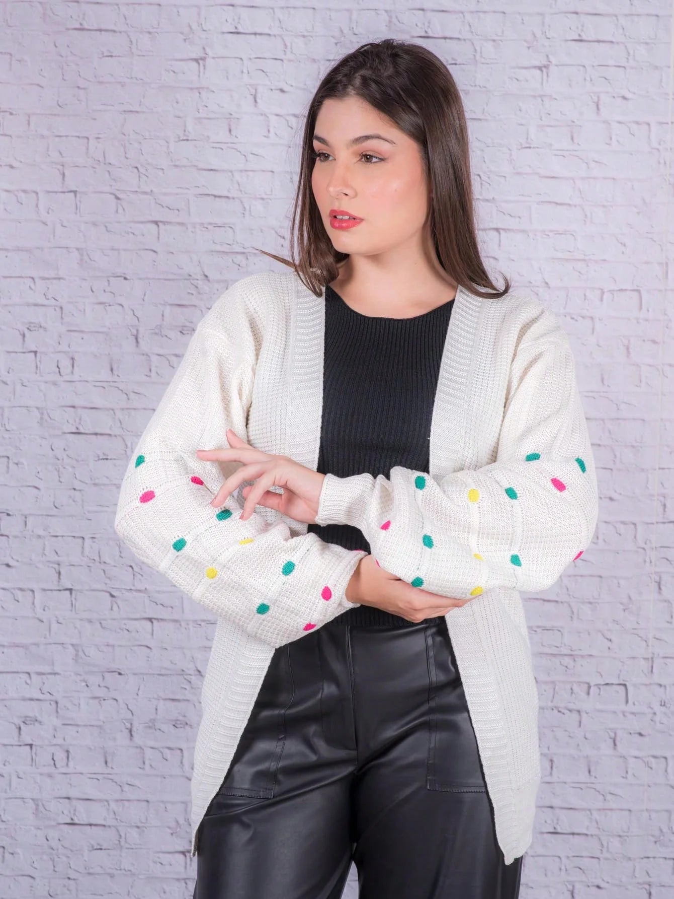 Damenmantel mit Ärmeldetails: Stil und Komfort für jede Jahreszeit