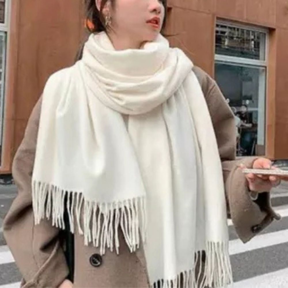 Polyesterschal mit Fransen, 230 g